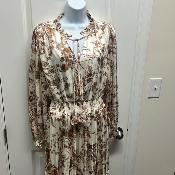 Umgee Lurex Fabric Floral Print Midi Dress Large - Picture 3 of 6